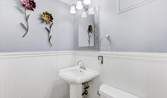 77 Warren Dr, Aberdeen, NJ 07747