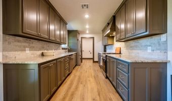1533 Red Bud Ln, McAlester, OK 74501