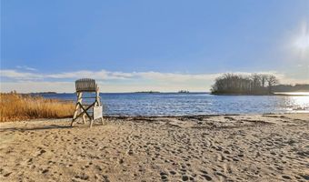 22 Dock Rd, Norwalk, CT 06854