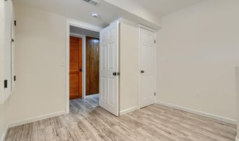 2220 LAKE Ave, Baltimore, MD 21213