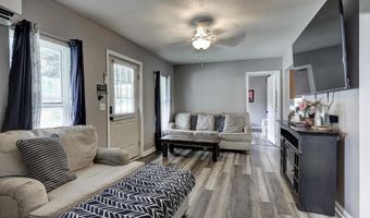 421 W 6th St, Baxter Springs, KS 66713