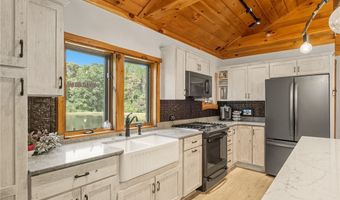 128 Courson Ln, Allegheny Twp., PA 16373