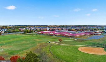 43032 STUARTS GLEN Ter 102, Ashburn, VA 20148