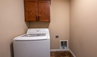 2000 NE SUMMIT Dr, Albany, OR 97321