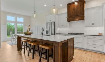 12749 NE Cherokee Dr, Adrian, MO 64720