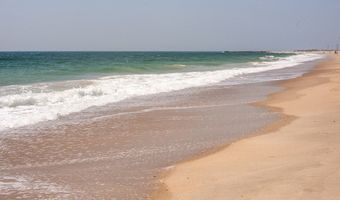 695 Charlestown Beach Rd, Charlestown, RI 02813