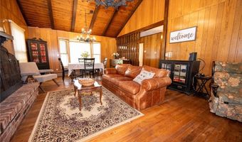15 South Ln, Angola, NY 14006