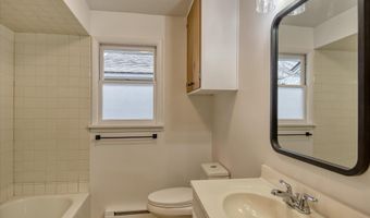403 W Chestnut St, Almira, WA 99103