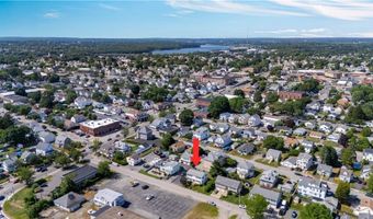 40 Agnes St, East Providence, RI 02914