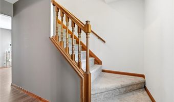 10490 Maryland St, Aurora, OH 44202