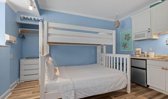 602 W Fort Macon Rd 115, Atlantic Beach, NC 28512