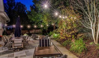 4744 34TH St N, Arlington, VA 22207