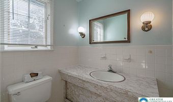 1425 N 39th St, Allentown, PA 18104