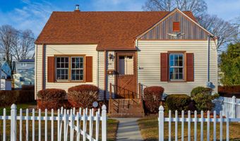 496 Burnsford Ave, Bridgeport, CT 06606