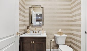 47 White Oak Ln, Aberdeen, NJ 07747