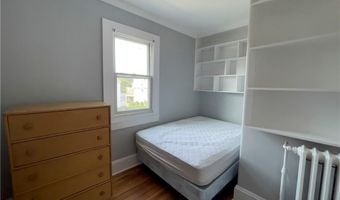 60 Berkeley Ave 2, Newport, RI 02840