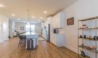 44782 TIVERTON Sq, Ashburn, VA 20147