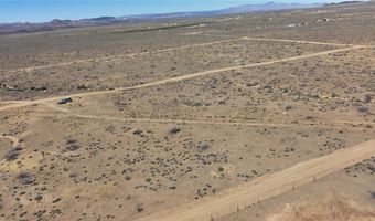 8933 Accra Dr, Chloride, AZ 86431