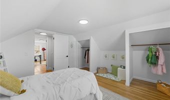 136 Frankfort St, Cranston, RI 02910