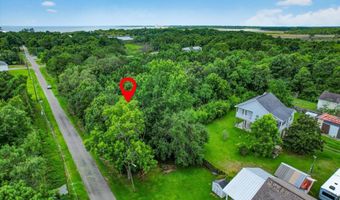 5177 Herron St, Bay St. Louis, MS 39520