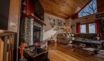 24352 State Highway Ee, Aurora, MO 65605