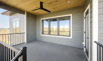 2516 E Chestnut Trl, Brandon, SD 57005