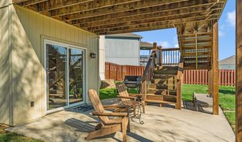16657 Sandstone Cir, Basehor, KS 66007