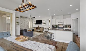 5742 Shadow Bend Dr, Las Vegas, NV 89135