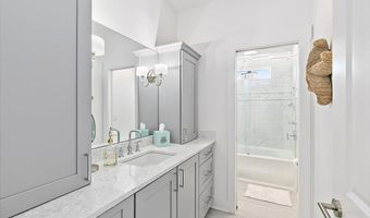 556 TIMBER BRIDGE Ln, Atlantic Beach, FL 32233
