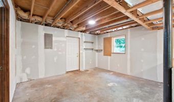 787 Woodlawn Trl, Appomattox, VA 24522