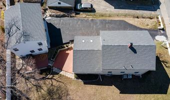 129 Simmonsville Ave, Johnston, RI 02919