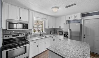 1543 RS County Road 2570, Alba, TX 75410
