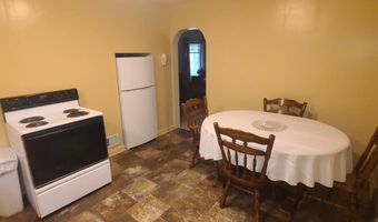 814 Sinclair St, Bottineau, ND 58318