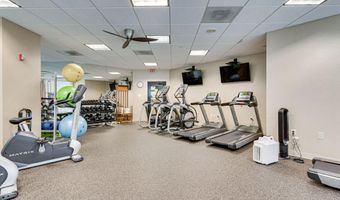 901 N MONROE St 1408, Arlington, VA 22201