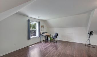 207 Game Ln, Blakeslee, PA 18610