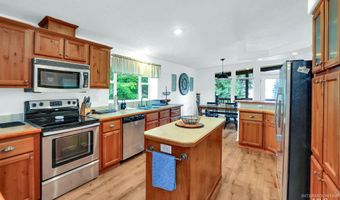 1201 W Mountain Rd, Cascade, ID 83611