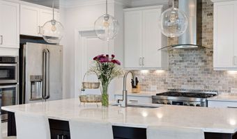 220 Briar Holw, Woodstock, GA 30188