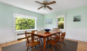 39 Highland Ave, Narragansett, RI 02882