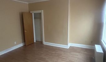 18 W 16TH St 2, Bayonne, NJ 07002