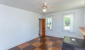 14 MAIN St, Frankford, DE 19945