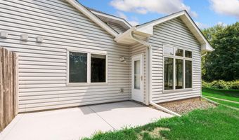 3849 Stonehaven Ct, Anoka, MN 55303