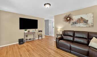 471 Goose Ln, Coventry, CT 06238
