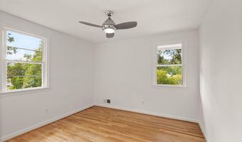 6010 BENALDER Dr, Bethesda, MD 20816