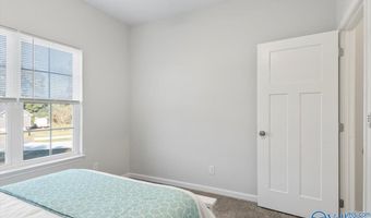 314 Creekside Dr, Albertville, AL 35950