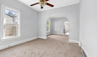 614 S 11th St, Aberdeen, SD 57401