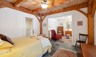118 Gills Rd, Barnard, VT 05031