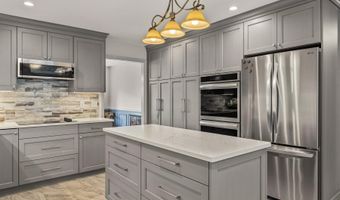 9 Homestead Ln, Brentwood, NH 03833