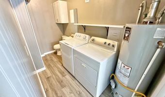 2202 Edgemont Dr, Arkansas City, KS 67005