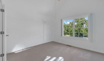 427 W Natoma Ave, Addison, IL 60101
