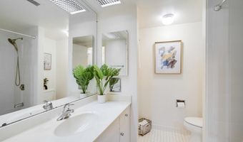 1016 S WAYNE St 406, Arlington, VA 22204